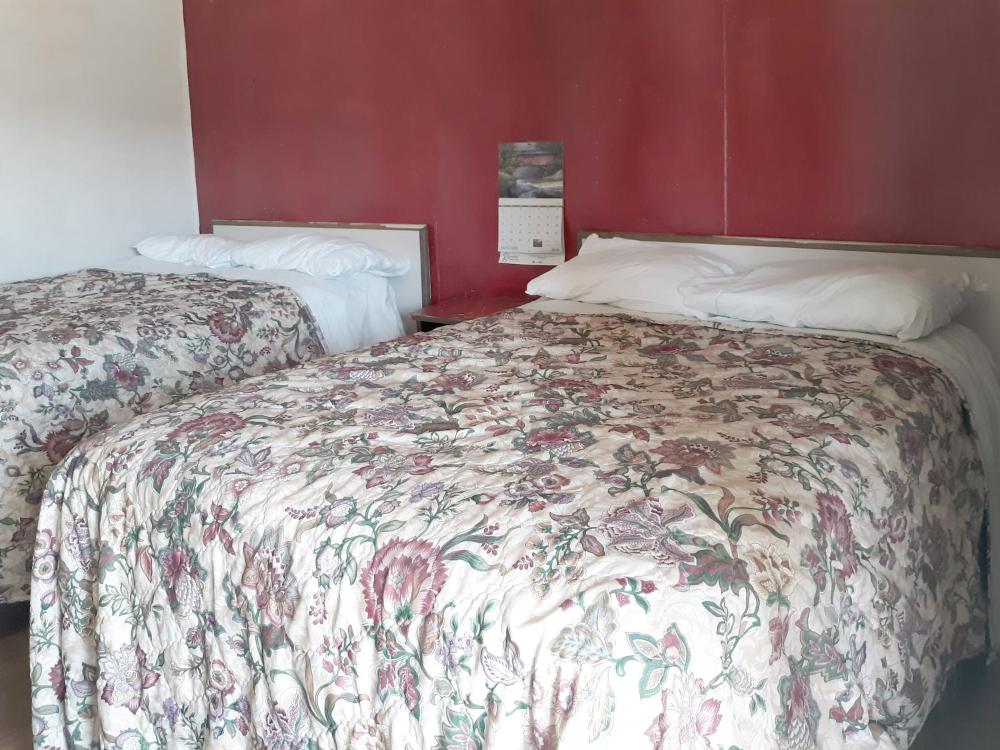 Double Room with Two Double Beds interior